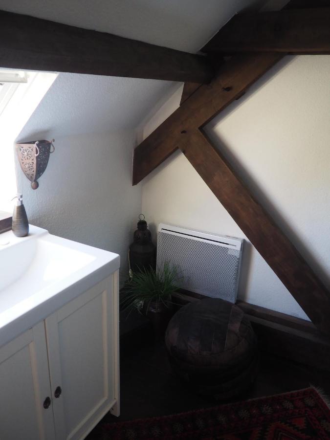 Les Remparts Hotel Binche Bagian luar foto