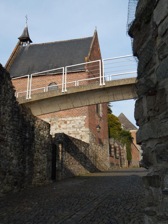 Les Remparts Hotel Binche Bagian luar foto