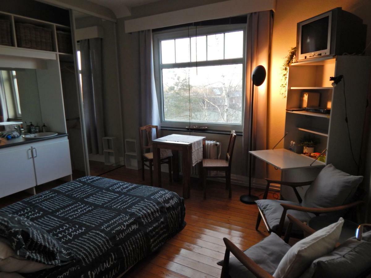 Les Remparts Hotel Binche Bagian luar foto