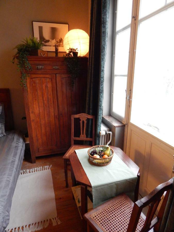 Les Remparts Hotel Binche Bagian luar foto