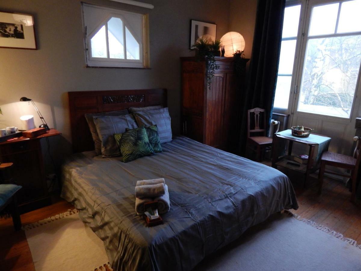 Les Remparts Hotel Binche Bagian luar foto